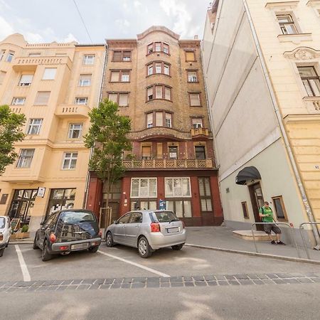 Saffron Apartment Budapest Luaran gambar